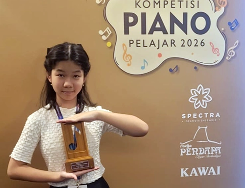 Maria Crescentia Chionia Teguh Juara Harapan I Kompetisi Piano Pelajar Opus Nusantara